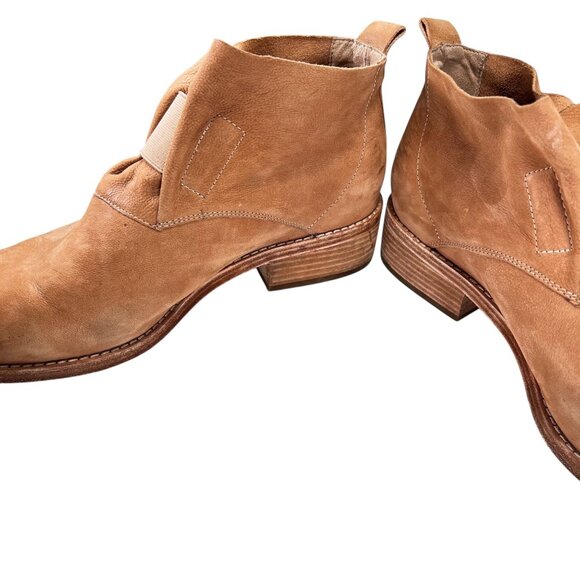 Eileen Fisher Tan Leather Ankle Boots Elastic Gore Low Block Heel Pull Tabs Sz 8 - Picture 4 of 16